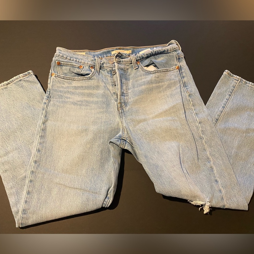 Levis Womens Wedgie Straight Jeans Distressed Blue 30x28